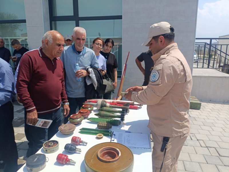 News about - Cəbrayılın Şükürbəyli kəndində daha 97 ailə yeni mənzillərinə qovuşub