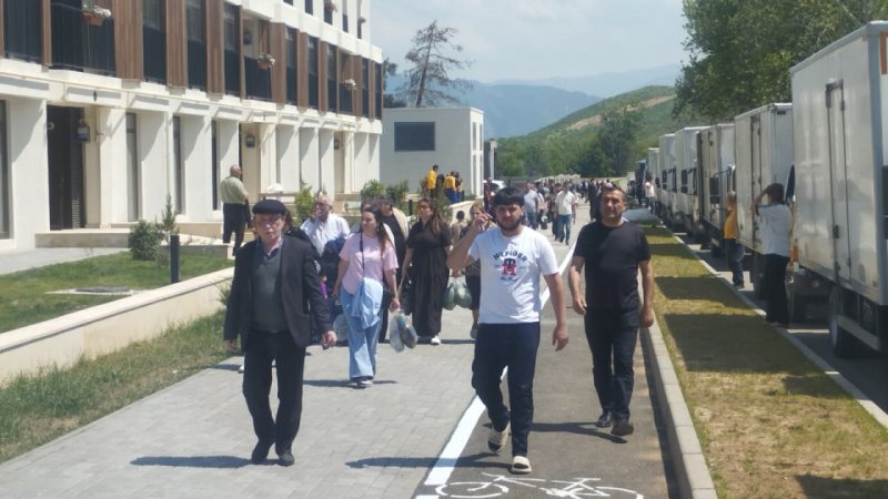 News about - Növbəti köç karvanı Zəngilan şəhərinə çatıb