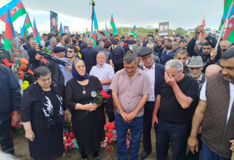 Birinci Qarabağ müharibəsinin daha iki itkin şəhidi dəfn olunub