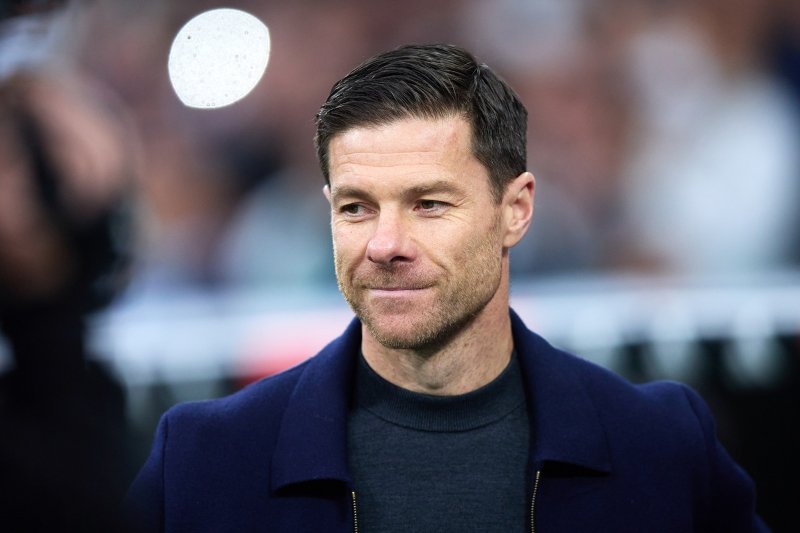 “Çelsi” Xabi Alonso ilə danışıqlara start verib