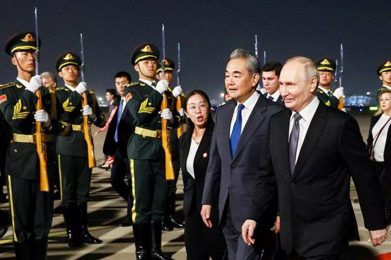 Rusiya Prezidenti Vladimir Putinin Çinə səfəri başlayıb