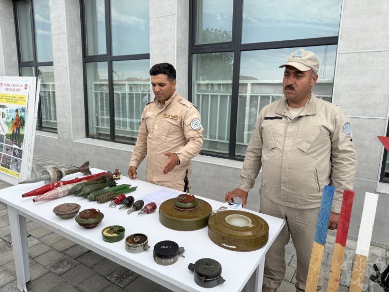 2026/05/1779356241.webp + Növbəti köç karvanı Şükürbəyli kəndində çatıb: Daha 39 ailəyə yeni evlərinin açarları təqdim edilib News about - Növbəti köç karvanı Şükürbəyli kəndində çatıb: Daha 39 ailəyə yeni evlərinin açarları təqdim edilib