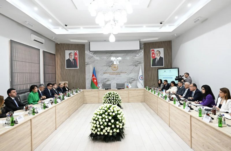 Ombudsman Aparatı və AHİK Memorandum imzalayıb