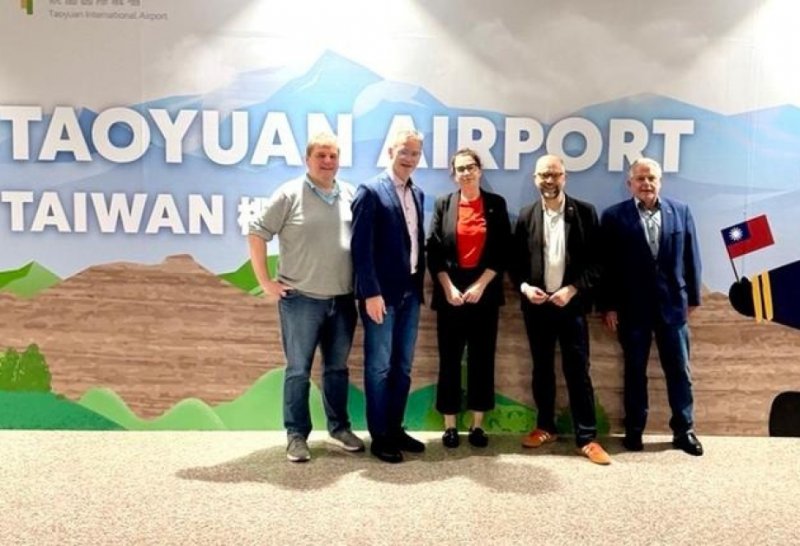 Bundestaq nümayəndələrinin Tayvan səfəri Çin tərəfindən tənqid olunub
