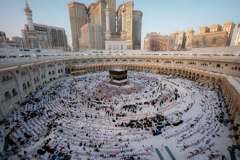 Muslim pilgrims conclude annual Hajj pilgrimage