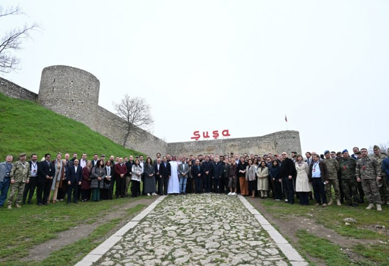 Diplomatic corps representatives visit Shusha Fortress walls