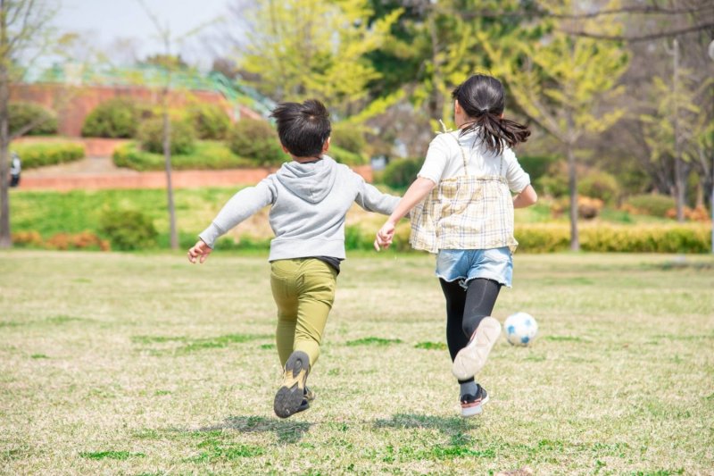 Japan’s child population falls to record low