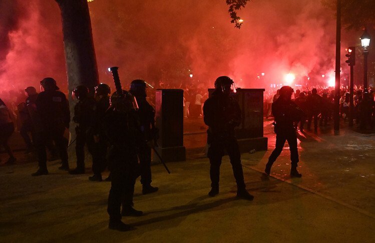 Over 120 arrested during PSG celebrations after Champions League final qualification