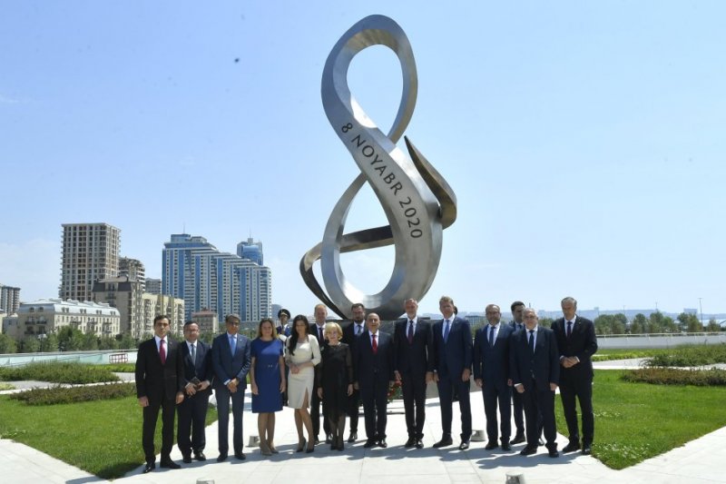 Slovak National Council speaker visits Victory Park in Baku