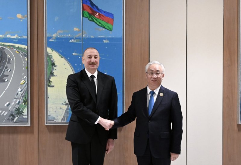 President Ilham Aliyev receives Vice Premier of China's State Council