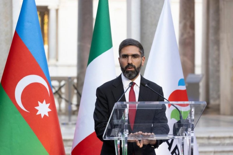   Rome hosts official presentation of SOCAR Italia  