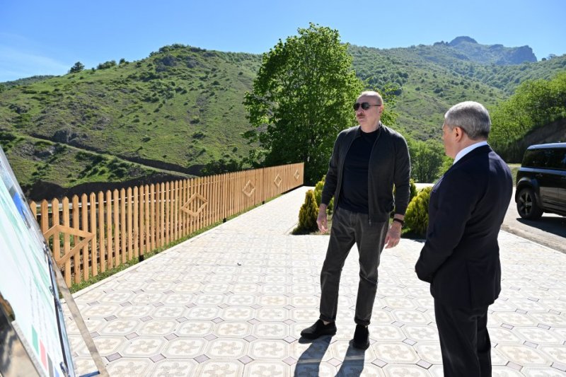 2026/05/11-1779963547.jpg + Prezident İlham Əliyev Şuşanın Böyük Qaladərəsi kəndində görülən işlərlə tanış olub, sakinlərlə görüşüb News about - Prezident İlham Əliyev Şuşanın Böyük Qaladərəsi kəndində görülən işlərlə tanış olub, sakinlərlə görüşüb