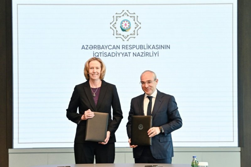 Azerbaijan, bp ink MoUs -  PHOTOS 