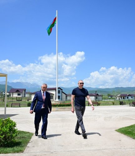 2026/05/2-1779964465.jpg + Prezident İlham Əliyev Xocalıda hərbi qulluqçular üçün nəzərdə tutulan fərdi evlərdə yaradılmış şəraitlə tanış olub News about - Prezident İlham Əliyev Xocalıda hərbi qulluqçular üçün nəzərdə tutulan fərdi evlərdə yaradılmış şəraitlə tanış olub
