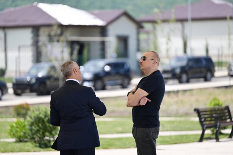 News about - President Ilham Aliyev inspects private houses designated for servicemen in Khojaly