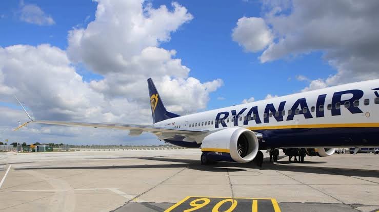 Ryanair to close its base in Greece’s Thessaloniki Airport