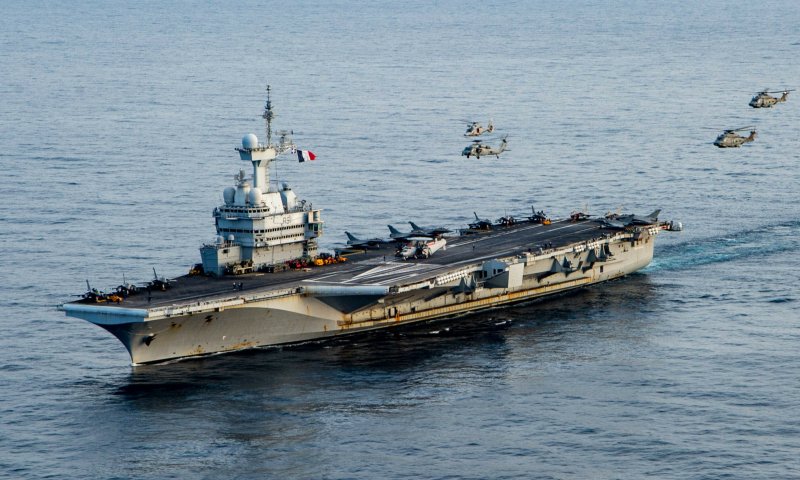 French aircraft carrier group heads to Red Sea