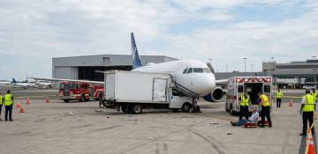 One injured after plane hits truck while landing in U.S. State of New Jersey
