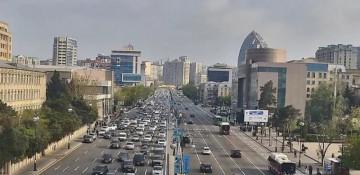 Bakının bəzi yollarında nəqliyyat sıxlığı yaranıb