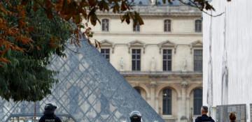 Man suspected of plotting violent attack had sought to target Louvre, officials say