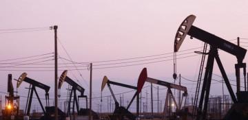 Oil prices dip in global markets