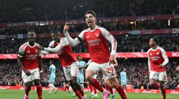 Arsenal win first Premier League title in 22 years
