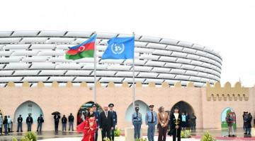   Flags of UN and Azerbaijan raised at Baku Olympic Stadium - VIDEO  