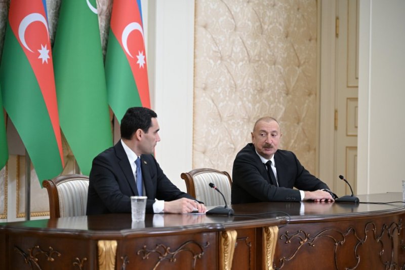 News about -   Azərbaycan və Türkmənistan prezidentləri mətbuata bəyanatlarla çıxış ediblər - YENİLƏNİB  