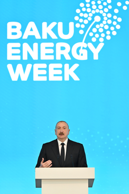 2026/06/1780294111.webp + Prezident İlham Əliyev Bakı Enerji Həftəsinin rəsmi açılış mərasimində iştirak edib - YENİLƏNİB News about - Prezident İlham Əliyev Bakı Enerji Həftəsinin rəsmi açılış mərasimində iştirak edib - YENİLƏNİB