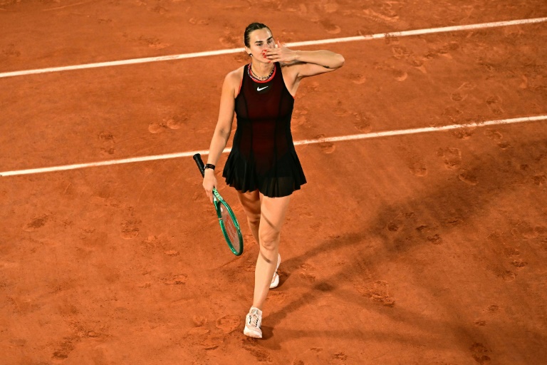 Sabalenka stuns Osaka to reach French Open quarter-finals