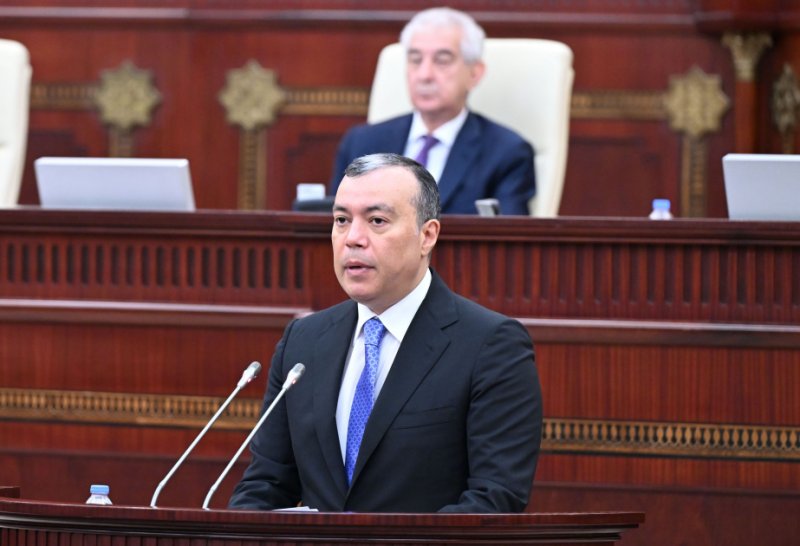 Nazir: Sosialyönlü xərclərə 15,3 milyard manat vəsait istifadə olunub
