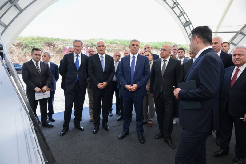 2026/06/1781701674.webp + Əlaqələndirmə Qərargahının iclasının iştirakçıları “Dəmirli” Filiz Emalı Kompleksində görülən işlərlə tanış olublar News about - Əlaqələndirmə Qərargahının iclasının iştirakçıları “Dəmirli” Filiz Emalı Kompleksində görülən işlərlə tanış olublar