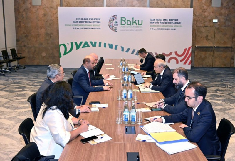 Azərbaycan və OPEC Fondu iqtisadi əməkdaşlığın perspektivlərini müzakirə edib