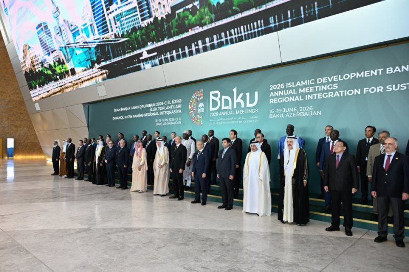 2026/06/1781759142.webp + Prezident İlham Əliyevin iştirakı ilə Bakıda İslam İnkişaf Bankı Qrupunun 2026-cı il üzrə İllik Toplantılarının açılış mərasimi keçirilib - YENİLƏNİB News about - Prezident İlham Əliyevin iştirakı ilə Bakıda İslam İnkişaf Bankı Qrupunun 2026-cı il üzrə İllik Toplantılarının açılış mərasimi keçirilib - YENİLƏNİB