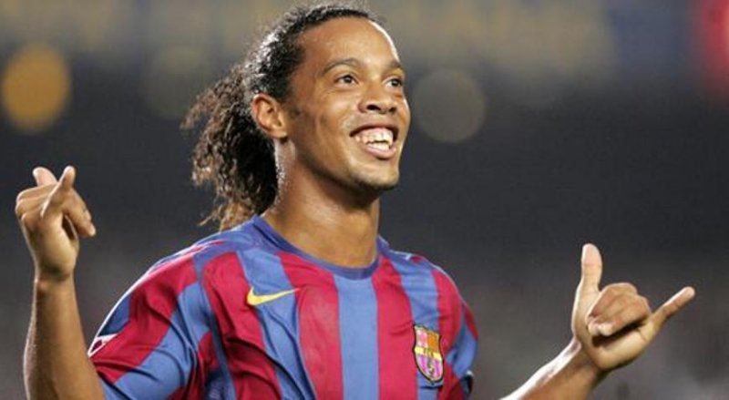 Ronaldinyo İtaliyanın “Ravenna” klubuna transfer olunur