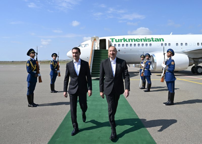   Türkmənistan Prezidenti Sərdar Berdiməhəmmədov Füzuli rayonuna gəlib  