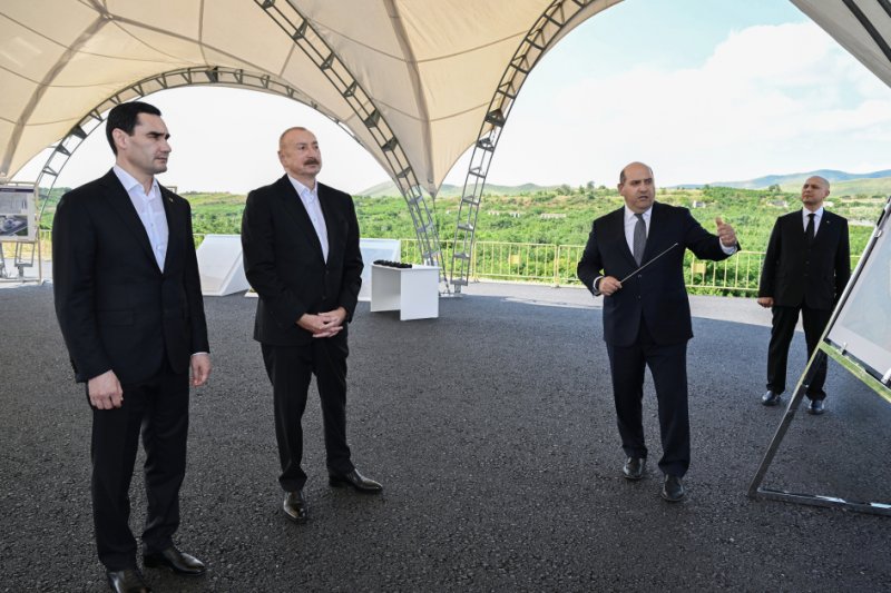   Azərbaycan və Türkmənistan prezidentləri Füzuli şəhərinin dağıdılmış yerlərinə baxıblar  