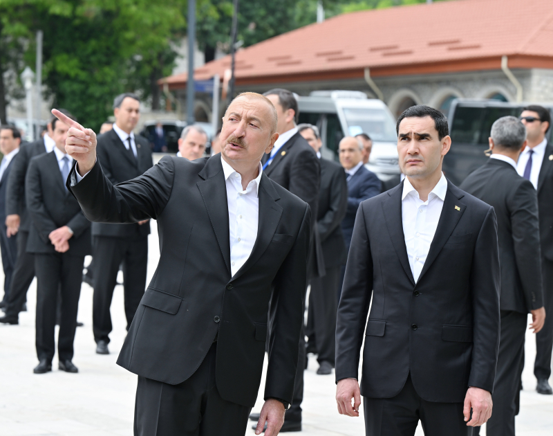 2026/06/1782208890.webp + Prezidentlər İlham Əliyev və Sərdar Berdiməhəmmədov Şuşada Azərbaycanın tanınmış şəxsiyyətlərinin işğal dövründə güllələnmiş büstlərinə baxıblar News about - Prezidentlər İlham Əliyev və Sərdar Berdiməhəmmədov Şuşada Azərbaycanın tanınmış şəxsiyyətlərinin işğal dövründə güllələnmiş büstlərinə baxıblar