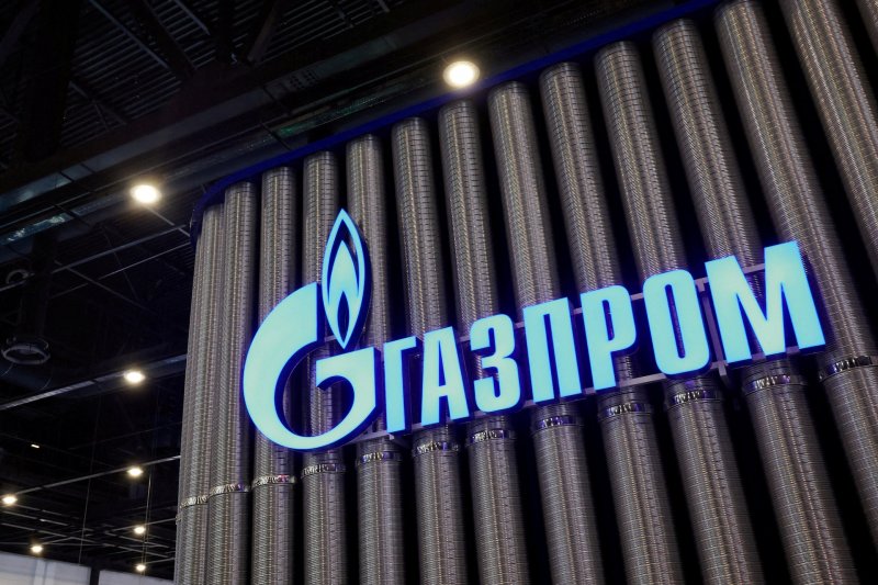 Shares of Russia's Gazprom hit 15-year low amid market pressure