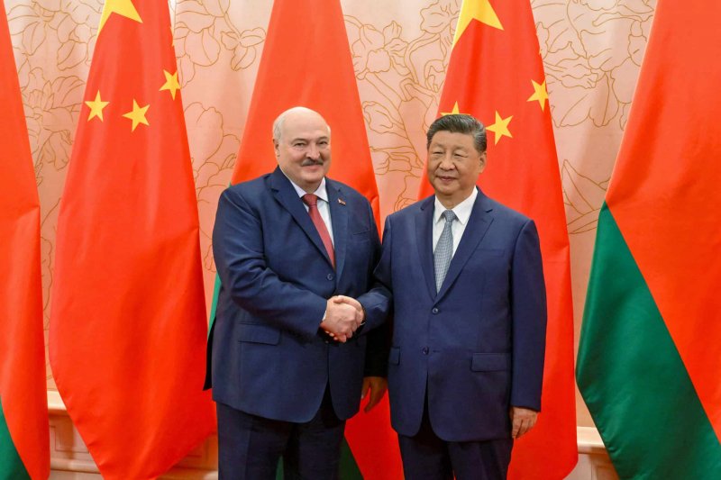 Lukashenko praises Belarus-China partnership in meeting with Xi