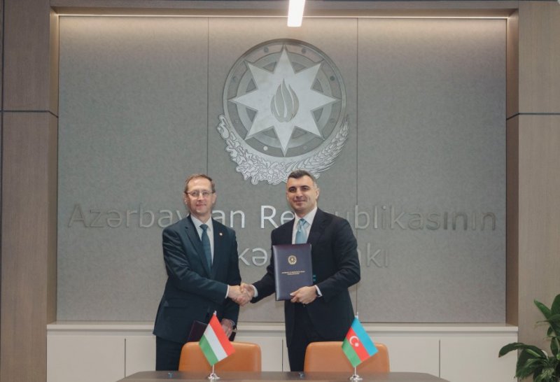 Azerbaijani, Hungarian central banks ink MoU