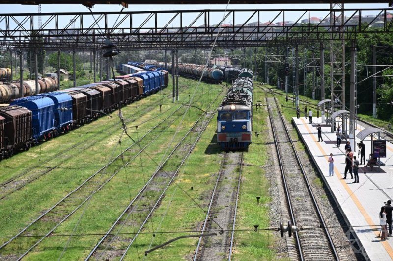 Azerbaijan dispatches another shipment of petroleum products to Armenia