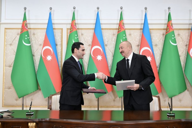 News about - Azərbaycan ilə Türkmənistan arasında imzalanmış sənədlər mübadilə olunub -   YENİLƏNİB  