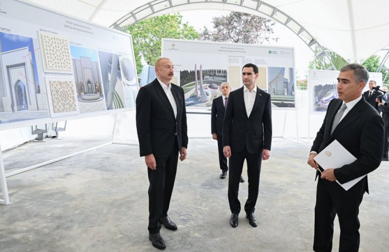 Presidents of Azerbaijan and Turkmenistan visits construction site of Shusha Mosque