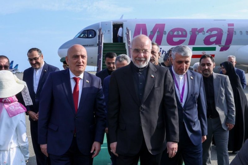 Iran's Ghalibaf arrives in Azerbaijan for OIC meeting
