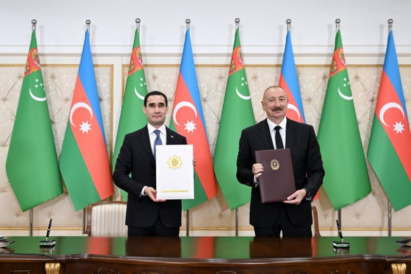 News about - Azərbaycan ilə Türkmənistan arasında imzalanmış sənədlər mübadilə olunub -   YENİLƏNİB  