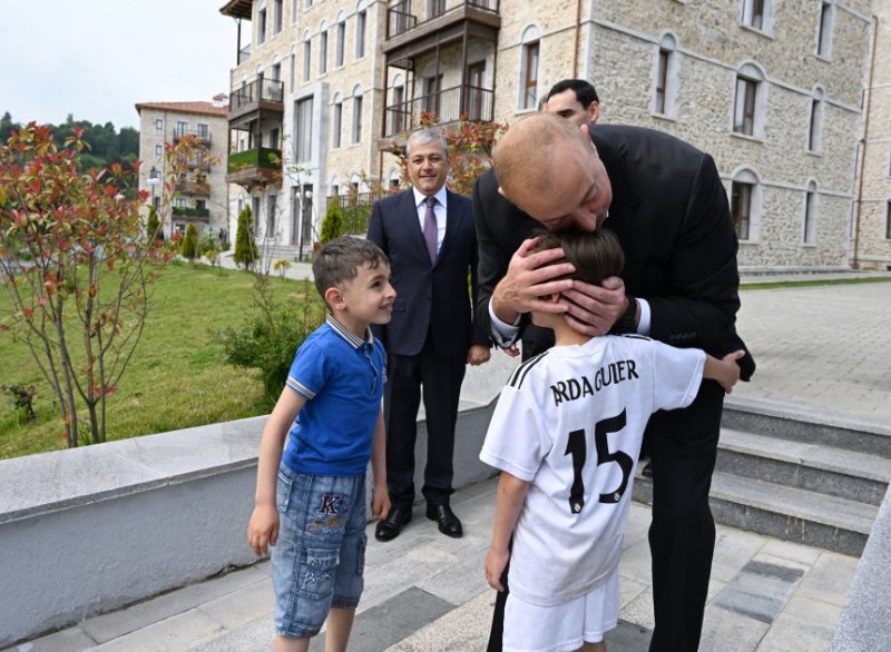 2026/06/6-1782216576.jpg + Azerbaijani, Turkmen presidents visit first residential complex built in Shusha City News about - Azerbaijani, Turkmen presidents visit first residential complex built in Shusha City