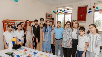 Leyla Əliyeva və Arzu Əliyeva 11 nömrəli inteqrasiya təlimli internat tipli ümumtəhsil məktəbində olublar