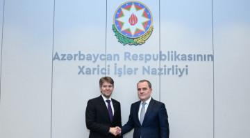 Ceyhun Bayramov Slovakiya XİN-in dövlət katibi ilə görüşüb