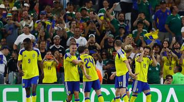 Sweden rout Tunisia 5-1 to launch World Cup campaign in style